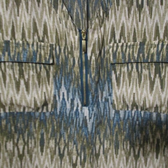 Cato top V neck with zipper lightweight 3/4 sleeve blues & greens size 22W - Picture 5 of 9